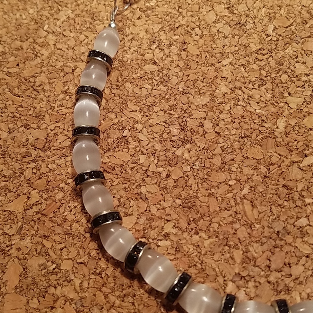 Mexican Cateye Beaded Necklace...